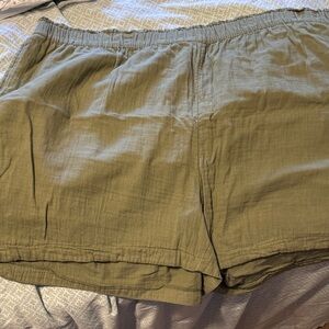 Old Navy Sage Green Relaxed Shorts 4X Linen